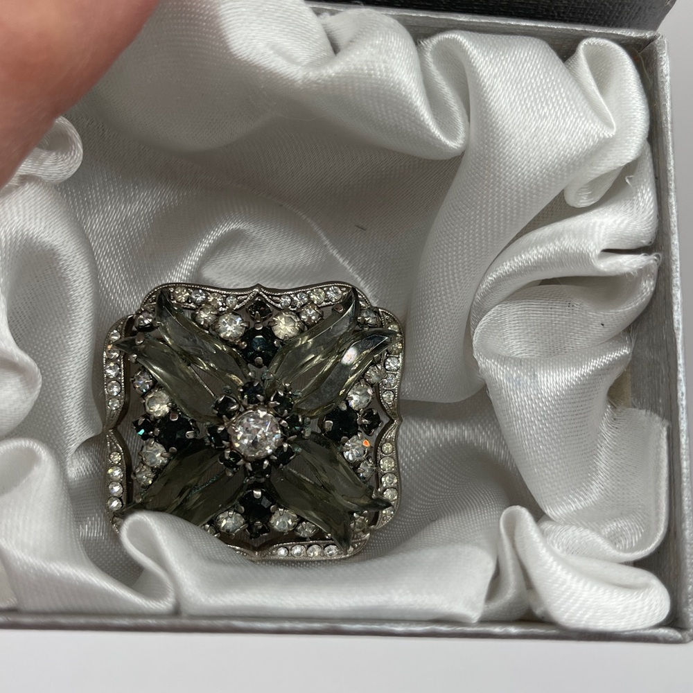 Vintage Amazing Austria Ice Rhinestone Brooch
